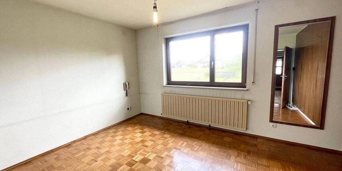 Einfamilienhaus Bernstadt - 8 Zimmer, 185 m&sup2;, 495.000&euro; | Angebot:26807385