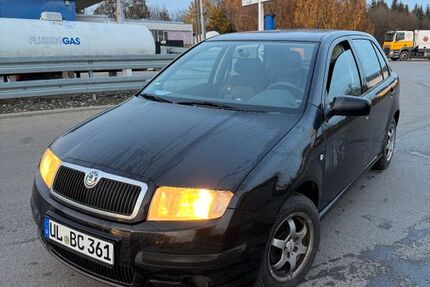 Skoda Fabia 89.000 km 2.250 € Ehingen 89584