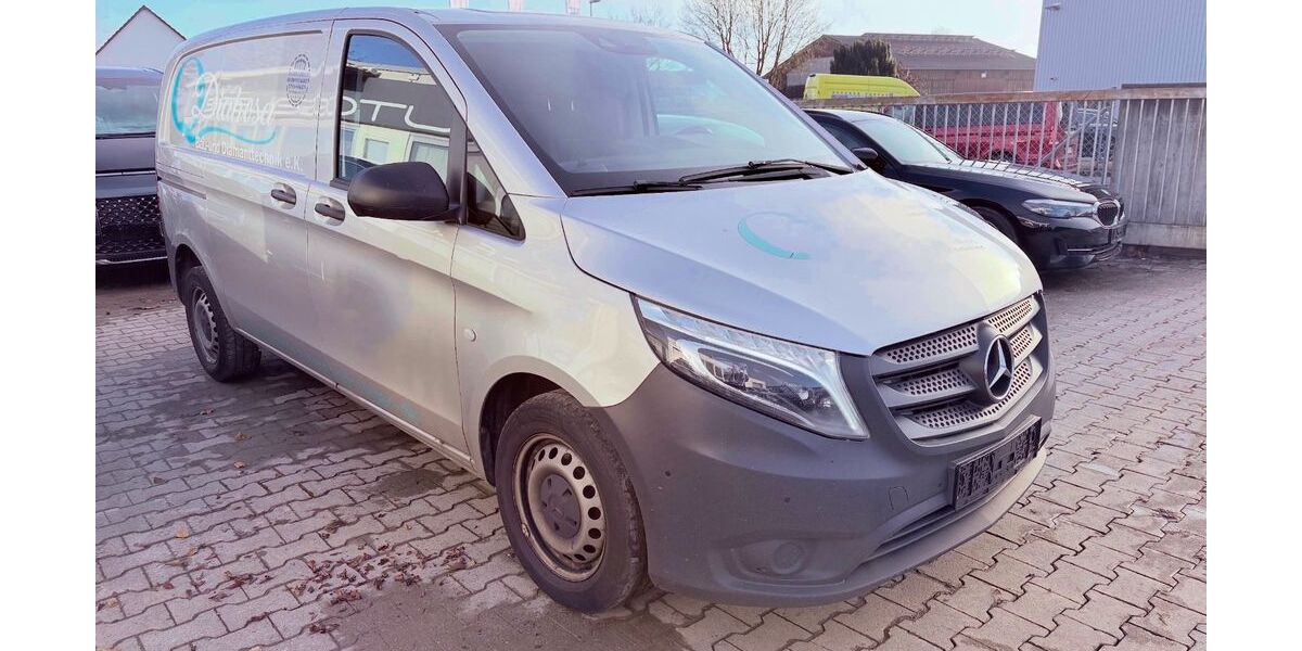 Mercedes-Benz Vito 215.000 km 8.990 &euro; Ulm-Jungingen 89081