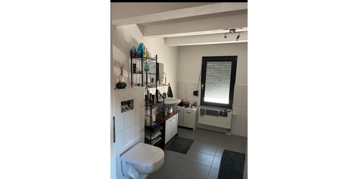 Dachgeschoßwohnung Ehingen (Donau) - 3 Zimmer, 80 m&sup2;, 950&euro; | Angebot:24741627