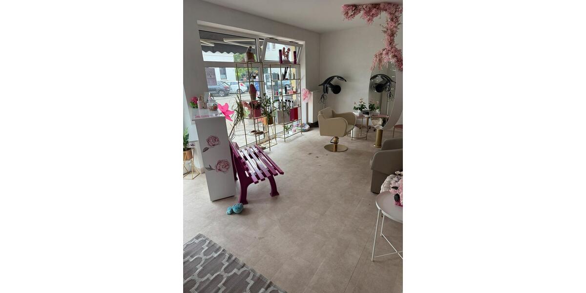 Laden zu vermieten zimmer