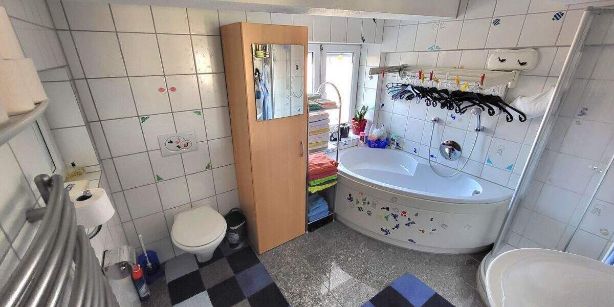 Doppelhaushälfte Langenau Albeck - 8 Zimmer, 137 m&sup2;, 290.000&euro; | Angebot:25769744