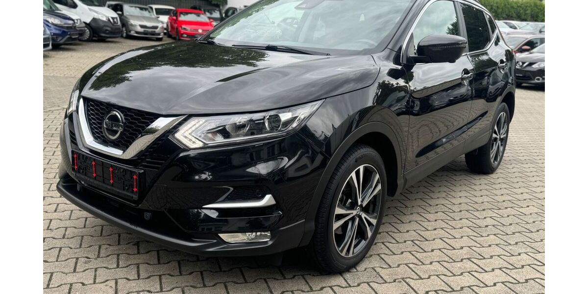 Nissan Qashqai 114.323 km 13.900 &euro; Achstetten 88480