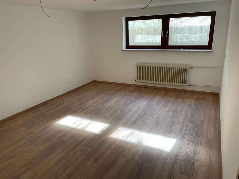 Haus zum Kaufen in Pfaffenhofen 460.000 € 168 m²