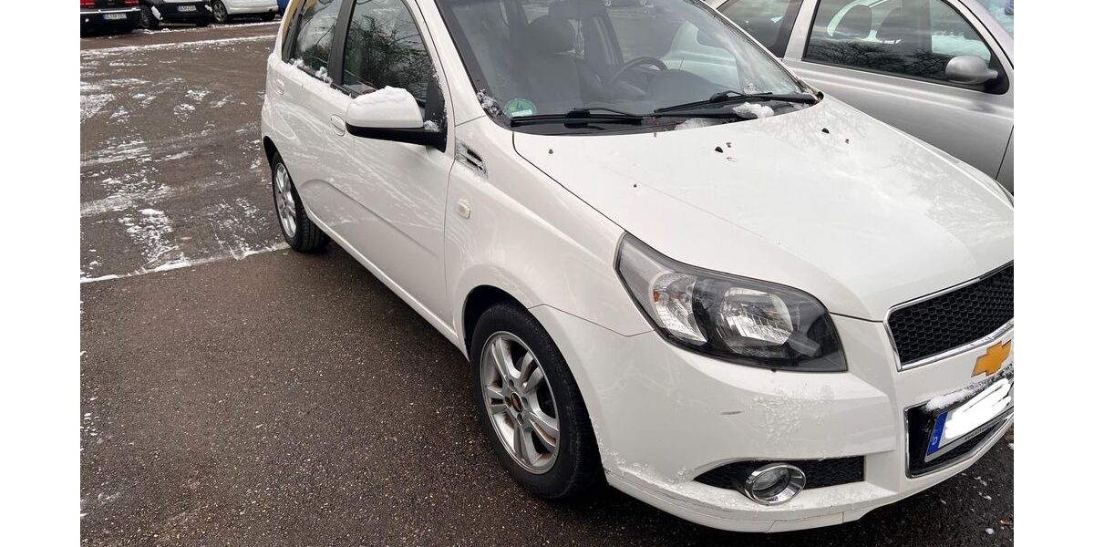 Chevrolet Aveo 140.000 km 2.700 &euro; Ulm 89073