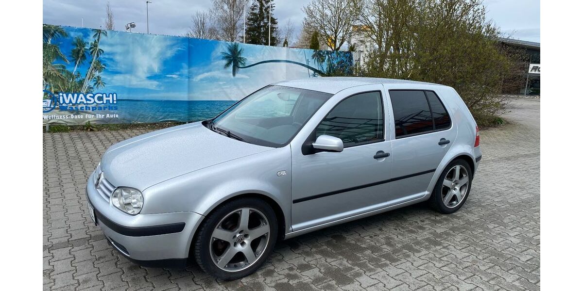 VW Golf 242.200 km 1.650 &euro; Laupheim 88471