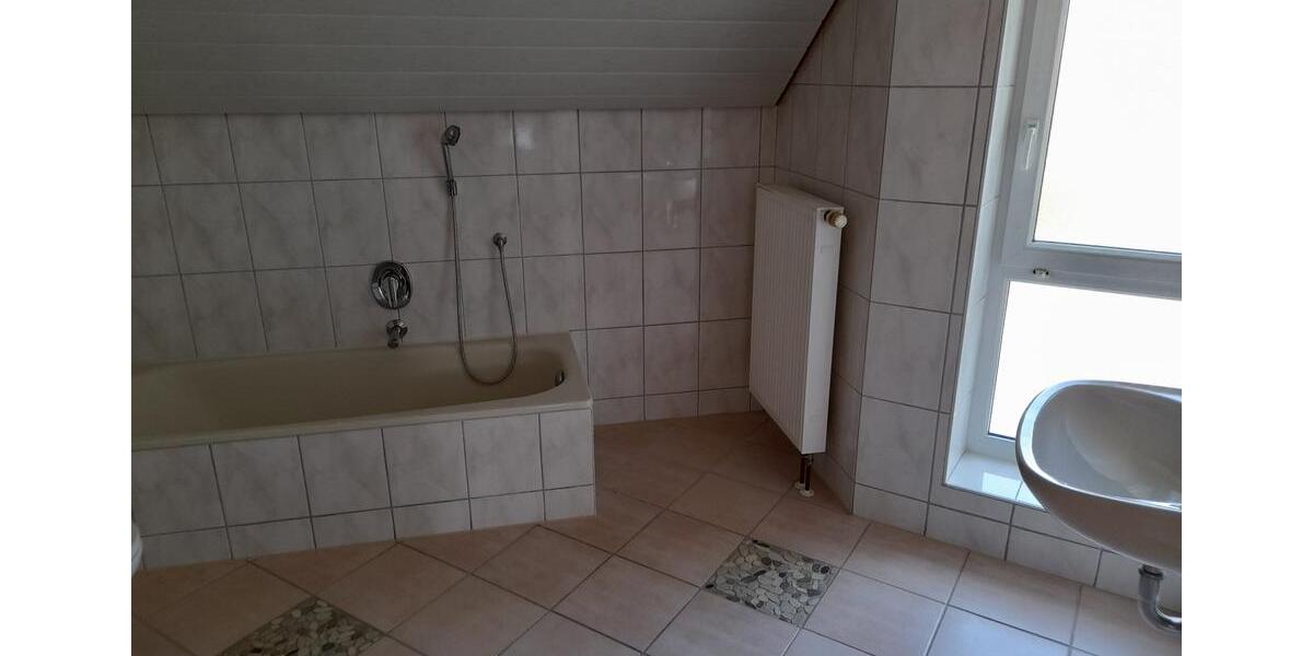 Reihenhaus Staig - 5 Zimmer, 117 m&sup2;, 1.150&euro; | Angebot:26432811