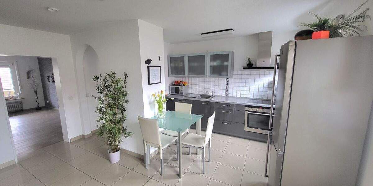 Etagenwohnung Neu-Ulm Pfuhl - 3 Zimmer, 86 m&sup2;, 330.000&euro; | Angebot:25664454