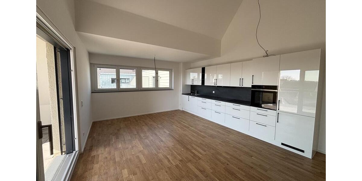 Dachgeschoßwohnung Ulm Söflingen - 3 Zimmer, 115 m&sup2;, 1.730&euro; | Angebot:25881294