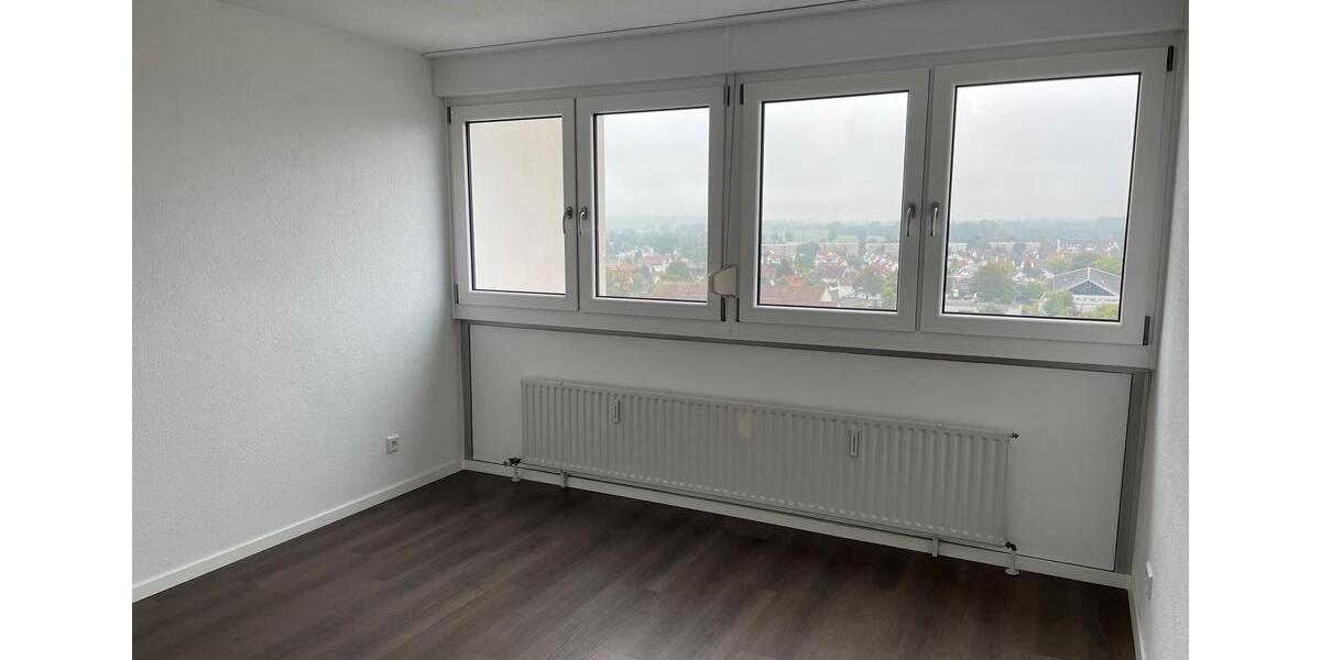 Etagenwohnung Neu-Ulm Ludwigsfeld - 3 Zimmer, 86 m&sup2;, 1.550&euro; | Angebot:26578644