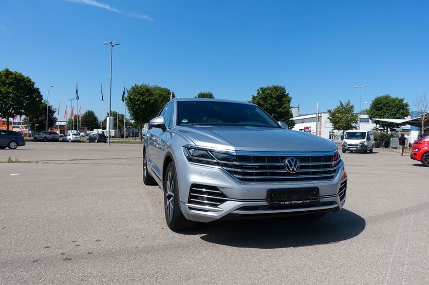 VW Touareg 194.000 km 32.990 € Neu-Ulm 89231