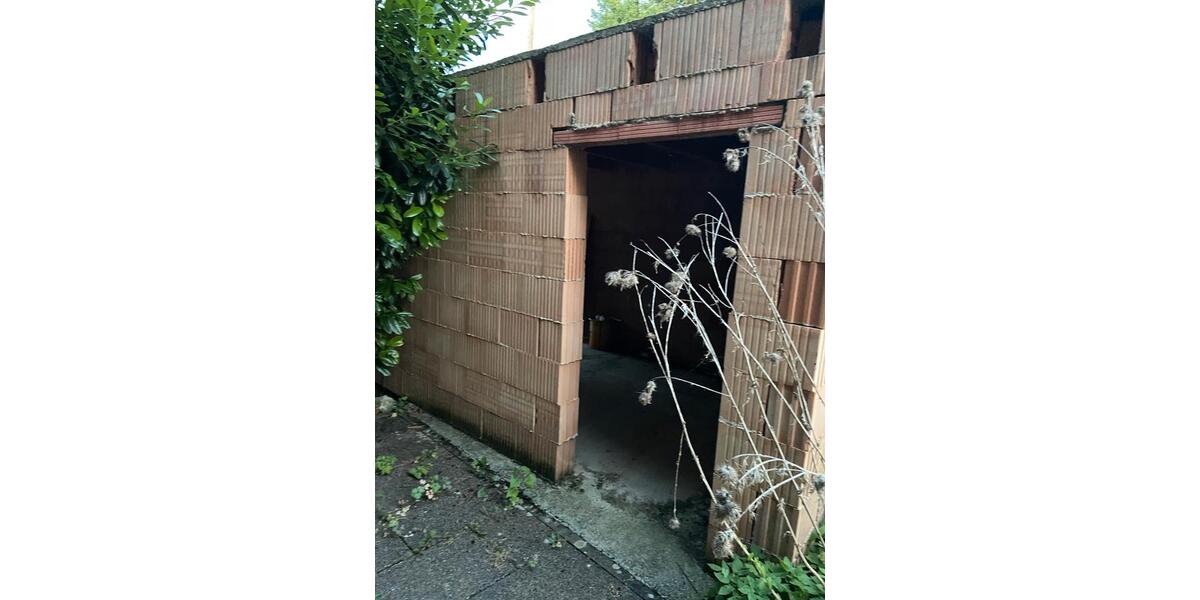 Garage, Stellplatz zum Fertigbauen in ErbachDonau zimmer