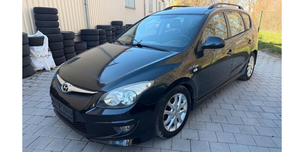 Hyundai i30 356.000 km 750 &euro; Mietingen 88487