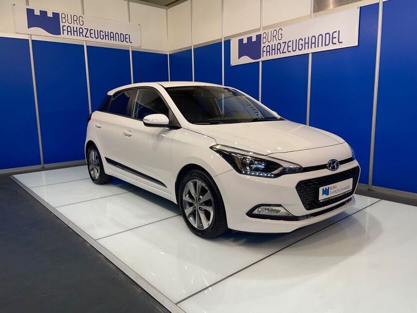 i20