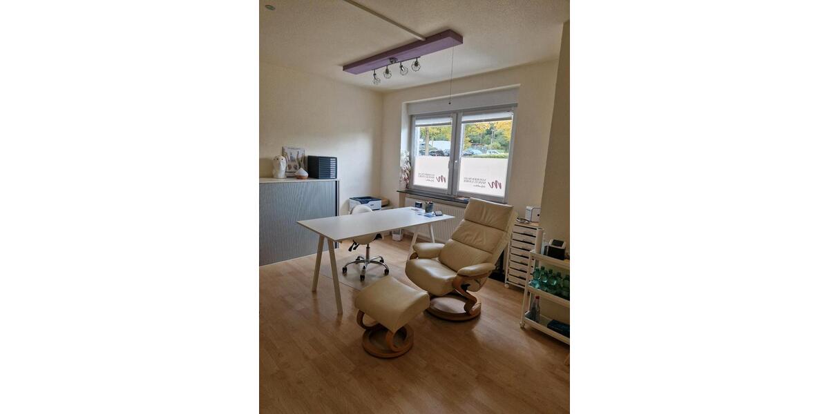 Raum für Heilpraktiker oder als Büro Raum zimmer