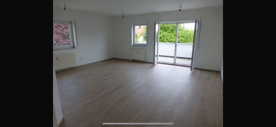 Zentrumsnahe, helle 3-Zimmer-Wohnung mit EBK und Balkon 3 zimmer