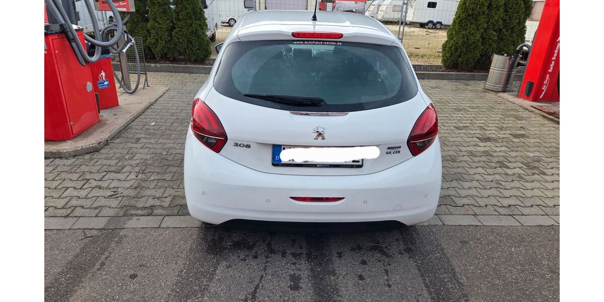 Peugeot 208 81.376 km 5.200 &euro; Schelklingen 89601