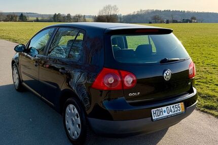 VW Golf 209.000 km 3.100 &euro; Herbrechtingen 89542