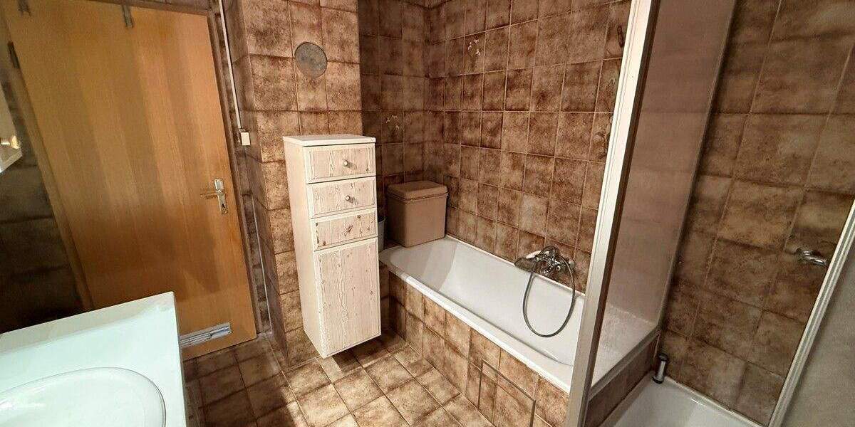 Reihenmittelhaus Pfaffenhofen an der Roth Pfaffenhofen - 5 Zimmer, 124 m&sup2;, 348.000&euro; | Angebot:25698722