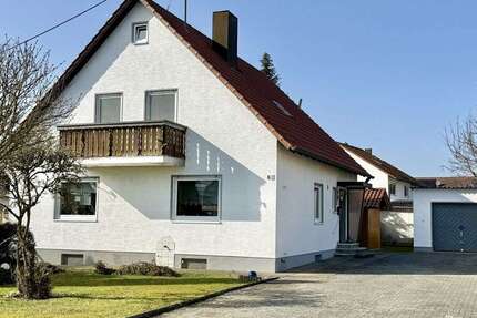 Haus Pfaffenhofen an der Roth / Berg Berg - 6 Zimmer, 128 m&sup2;, 380.000&euro; | Angebot:25834436