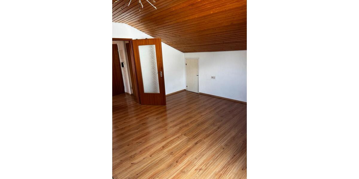 Dachgeschoßwohnung Ehingen (Donau) - 1 Zimmer, 71 m&sup2;, 165.000&euro; | Angebot:26987318