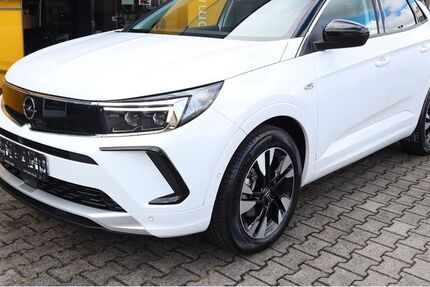 Opel Grandland (X) 16.000 km 23.920 &euro; Ulm 89073