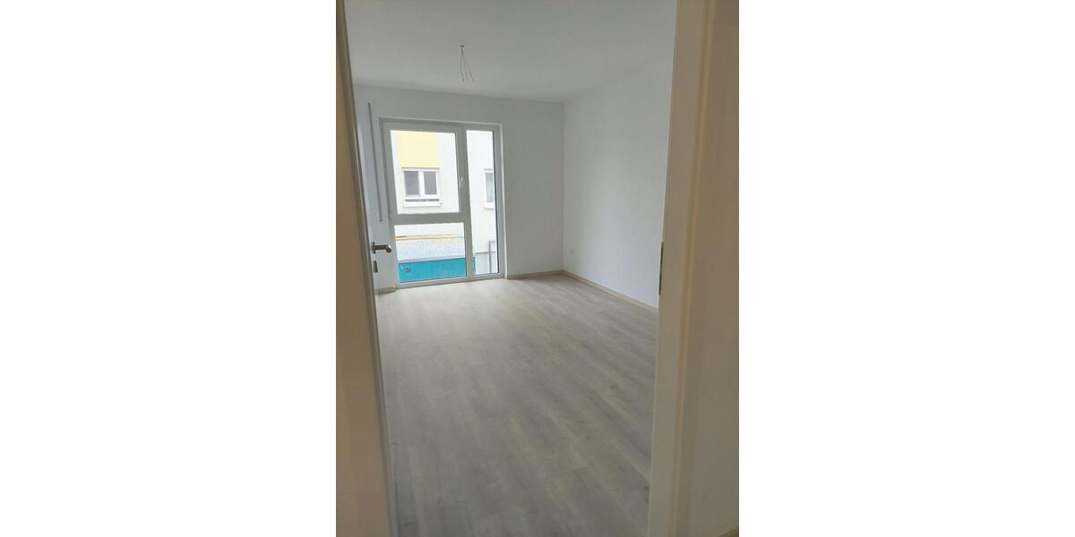 Etagenwohnung Laichingen - 3.5 Zimmer, 78 m&sup2;, 890&euro; | Angebot:26271090