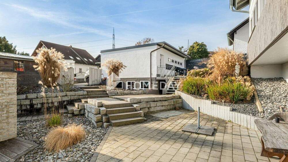 Einfamilienhaus Illertissen Tiefenbach - 7 Zimmer, 267 m&sup2;, 1.150.000&euro; | Angebot:25604364
