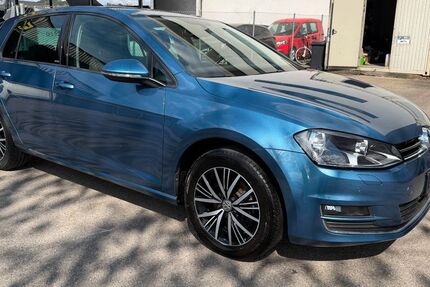 VW Golf 84.000 km 14.300 &euro; Ulm 89077