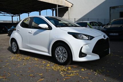 Toyota Yaris 21.200 km 17.100 &euro; Ulm 89077