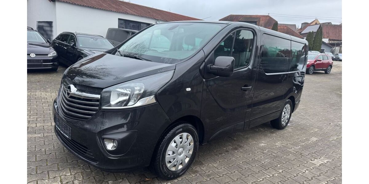 Opel Vivaro 122.000 km 16.990 &euro; Achstetten 88480
