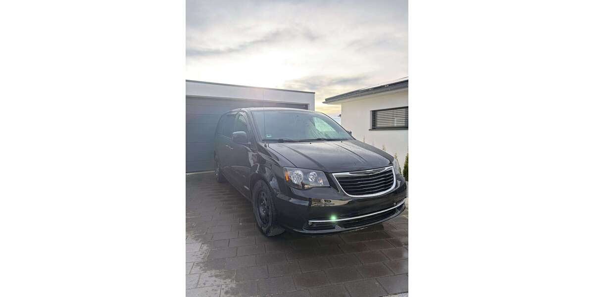 Chrysler Town & Country 134.500 km 15.400 &euro; Achstetten 88480