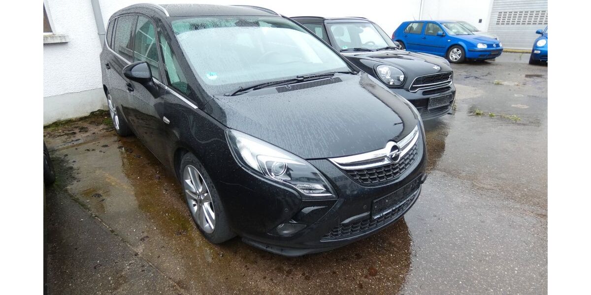 Opel Zafira 153.000 km 5.990 € Neu-Ulm 89231
