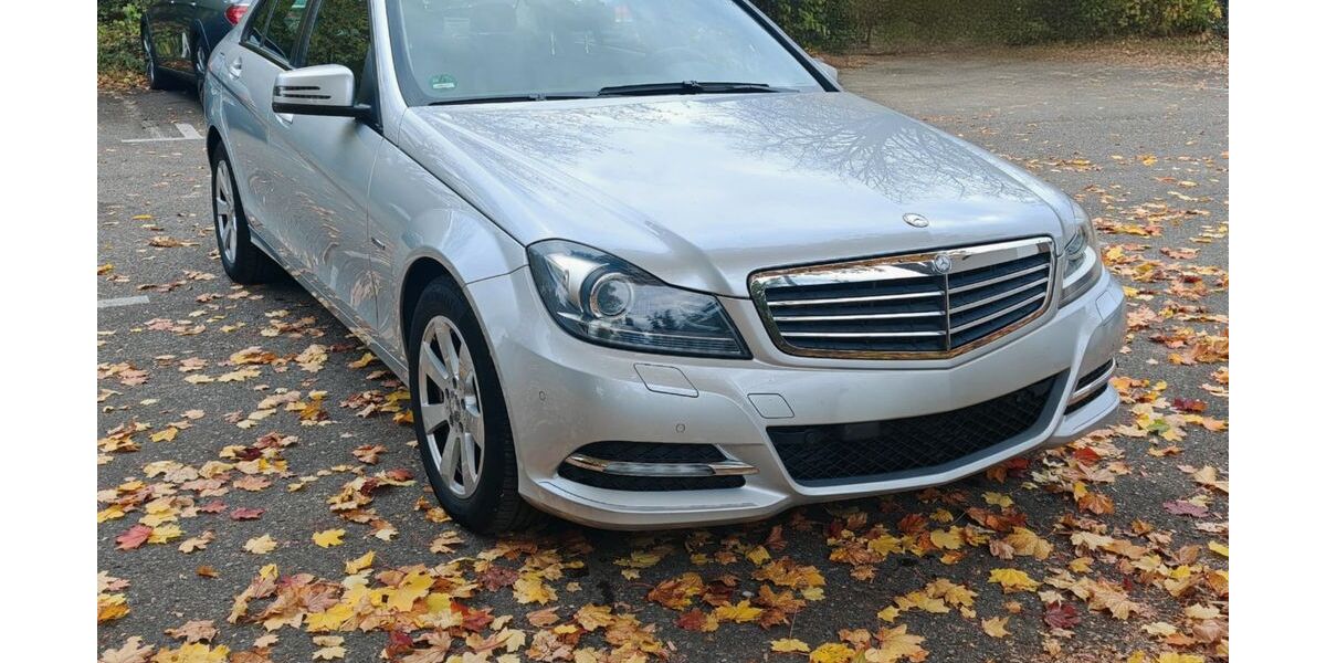 Mercedes-Benz C 250 187.000 km 10.900 &euro; Günzburg 89312