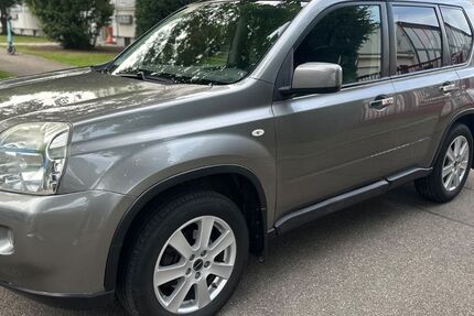 Nissan X-Trail 205.466 km 4.950 &euro; Ulm 89079