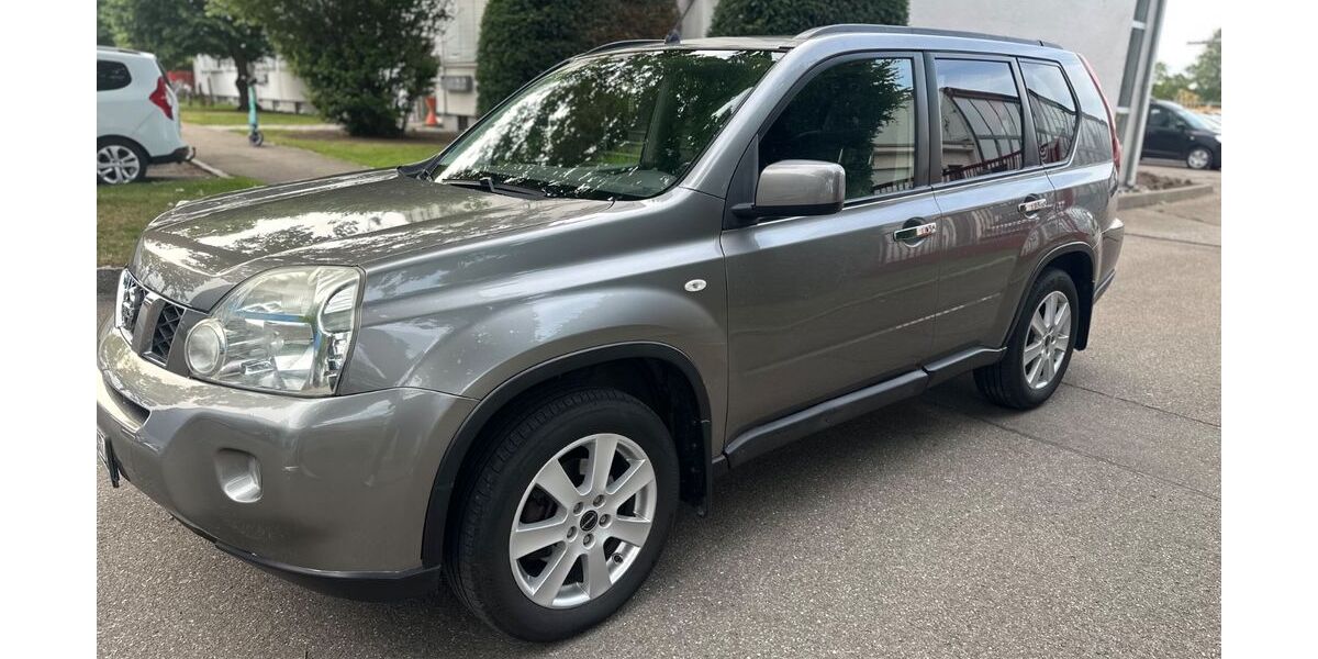 Nissan X-Trail 205.466 km 4.950 &euro; Ulm 89079