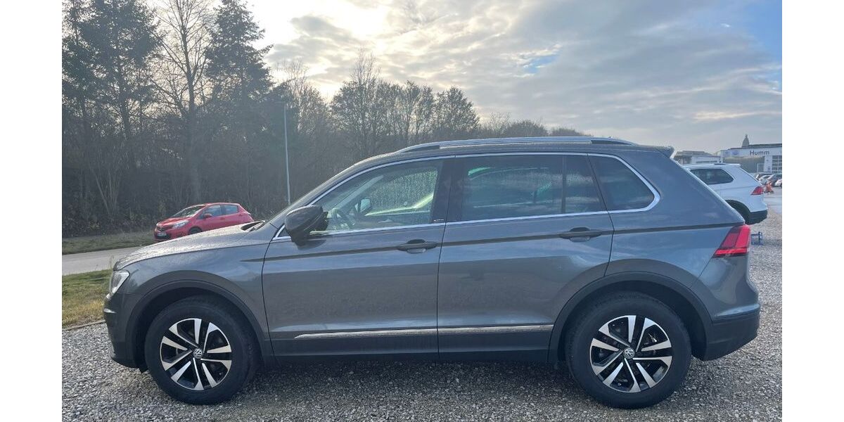 VW Tiguan 79.000 km 21.900 &euro; Laupheim 88471