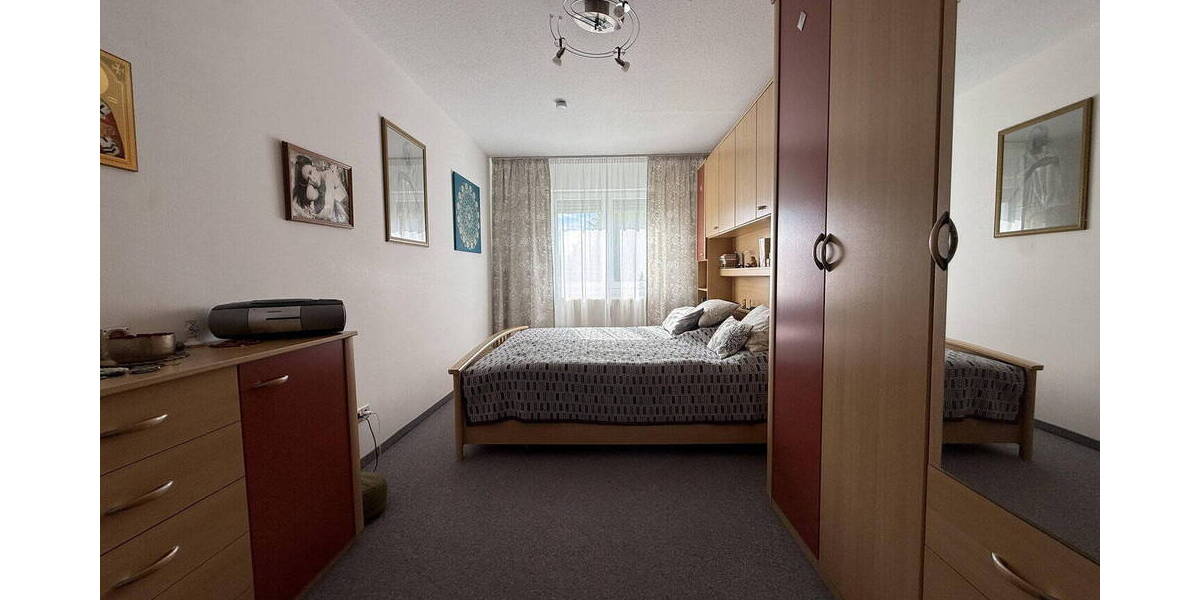 Etagenwohnung Illertissen - 4 Zimmer, 94 m&sup2;, 298.000&euro; | Angebot:26203903