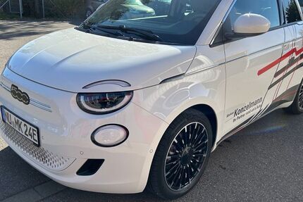 Fiat 500e 27.000 km 17.990 &euro; Neu-Ulm 89231