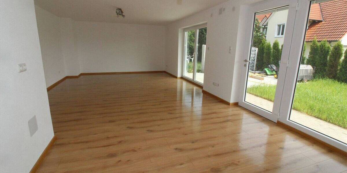 Terrassenwohnung Rettenbach - 3 Zimmer, 90 m&sup2;, 1.200&euro; | Angebot:26929405