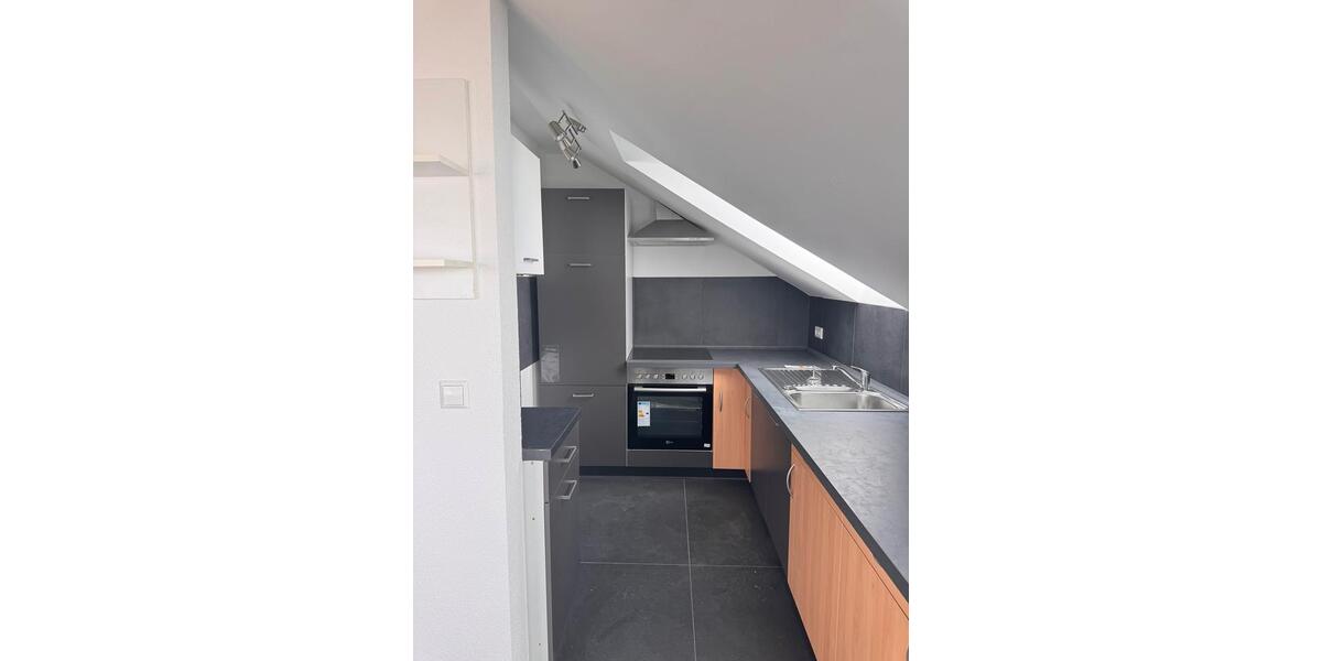 Etagenwohnung Neu-Ulm Ludwigsfeld - 4 Zimmer, 80 m&sup2;, 1.312&euro; | Angebot:26087673