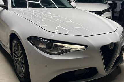 Alfa Romeo Giulia 166.550 km 15.999 € Ulm 89079