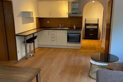 2-Zimmer-EG-Wohnung *TEILMÖBLIERT* + Terrasse und EBK in Ehingen 2 zimmer