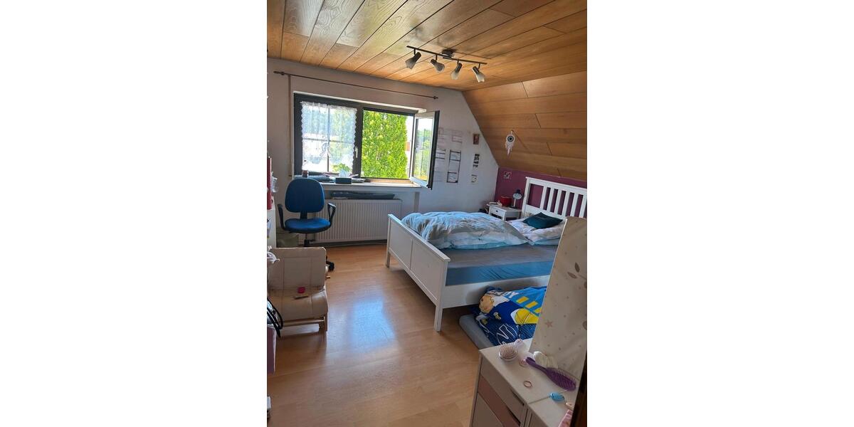 Dachgeschoßwohnung Schwendi - 5 Zimmer, 97 m&sup2;, 570&euro; | Angebot:26671620