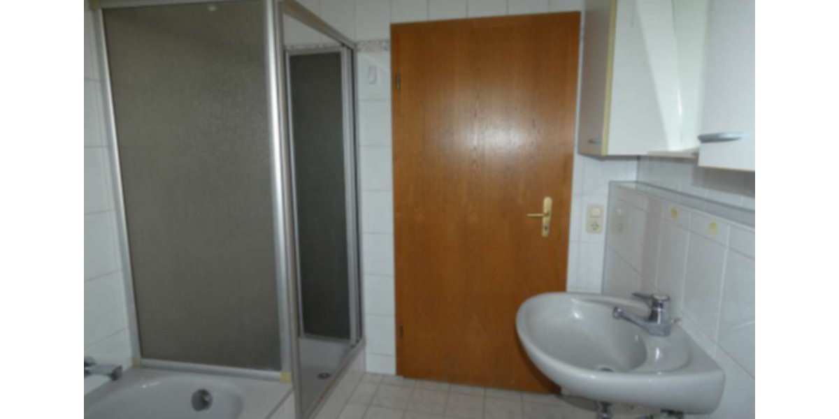 Erdgeschoßwohnung Langenau - 3 Zimmer, 110 m&sup2;, 1.300&euro; | Angebot:25414410