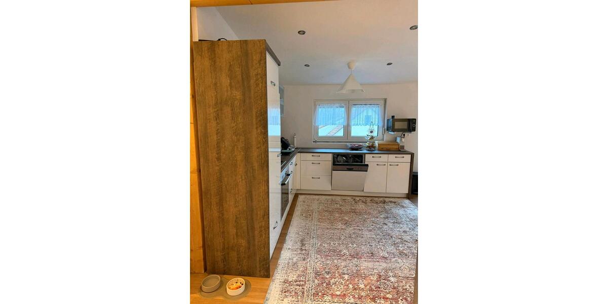 Etagenwohnung Holzheim - 3 Zimmer, 80 m&sup2;, 1.000&euro; | Angebot:24865811