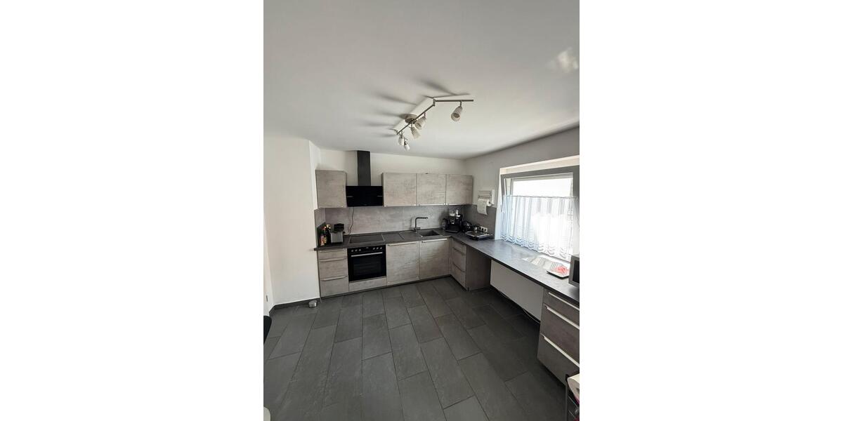 Erdgeschoßwohnung Burgrieden - 4 Zimmer, 85 m&sup2;, 1.400&euro; | Angebot:26414225