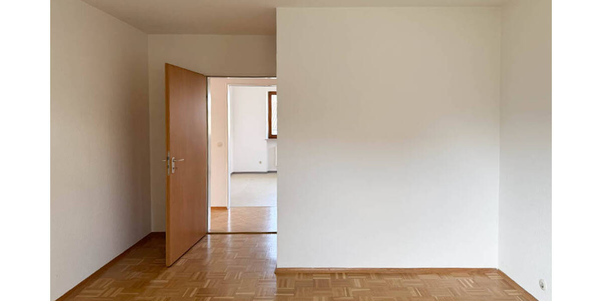 Etagenwohnung Ulm Jungingen - 3 Zimmer, 97 m&sup2;, 1.115&euro; | Angebot:26244902