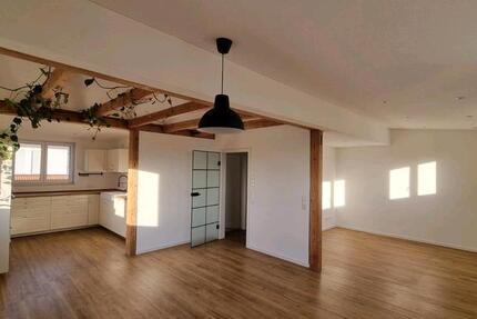 Moderne 4-Zimmer-Wohnung in IllertissenTiefenbach 4 zimmer
