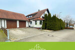 Zweifamilienhaus mit Charme in Hausen